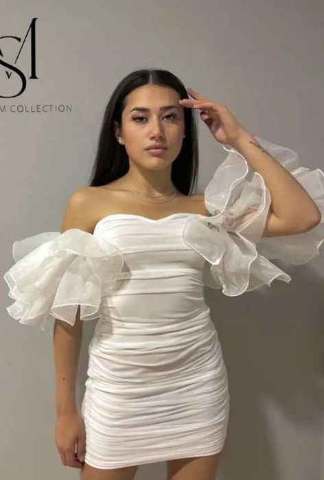 Бяла дамска рокля