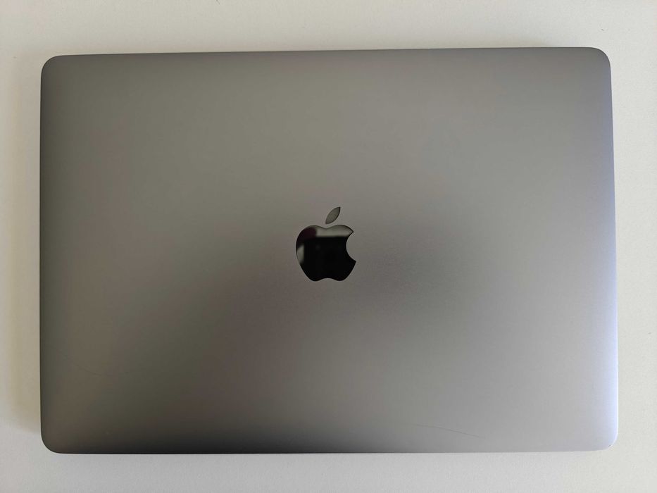 Apple MacBook Pro 13" 2018 intel Core i5/8GB RAM/250GB SSD