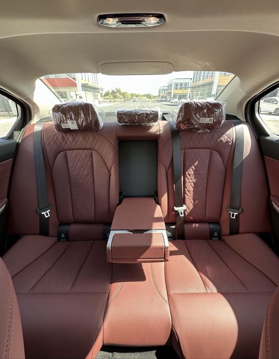 Продаётся автомобиль BMW i3 40L Night Sport 2023 декабрь. Электро.