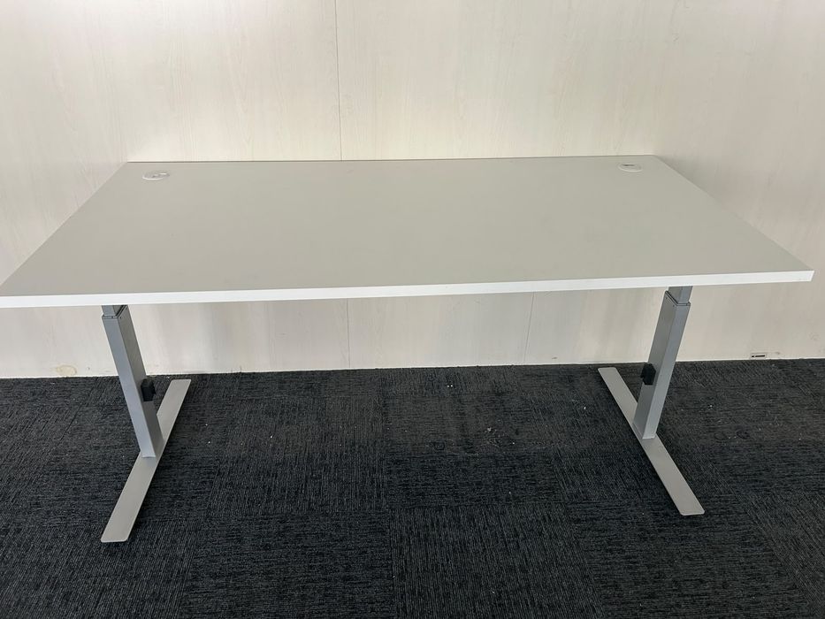 17 Buc. Birou Reglabil pe Înălțime 160x80 cm, Cadru Metalic; Masă de Lucru; Mobilier Office Desk