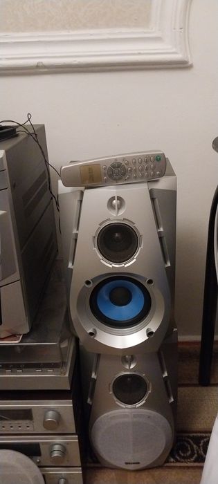 Музыкальный центр