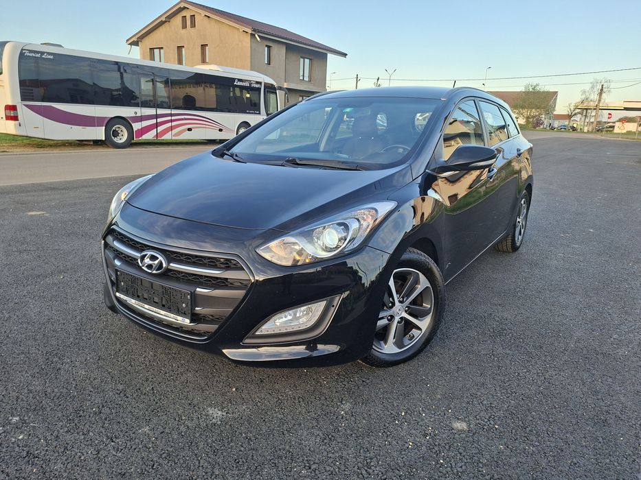HYUNDAI I 30 GO 1.6 CRDI  Euro 6  Xenon 2019.06