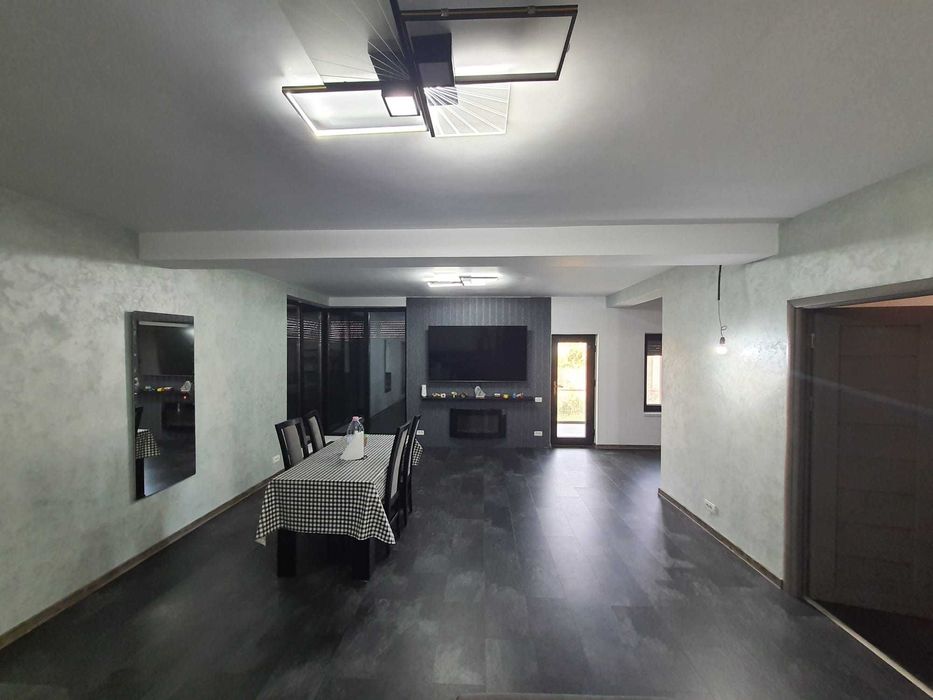 AGIGEA- De Vanzare Vila 5 Camere 190 mp Teren 500 mp