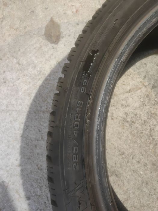 Зимни гуми DUNLOP 225/40/18