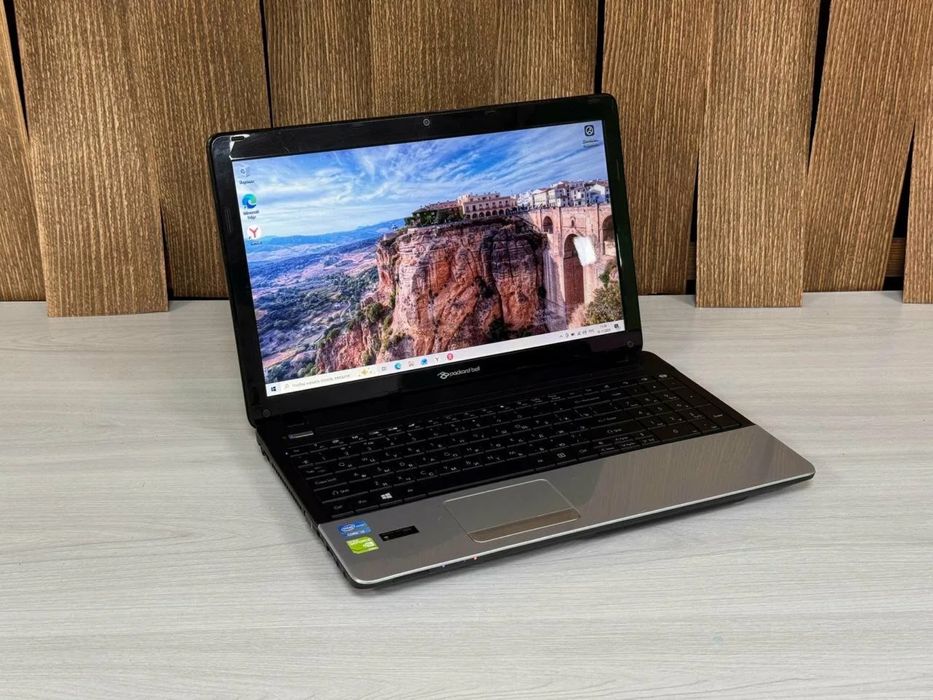 продаю ноутбук Packardbell