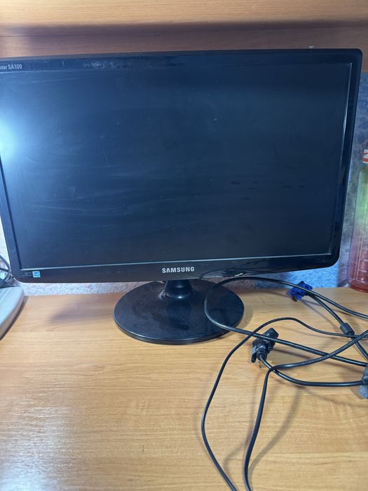 Монитор Samsung 19 дюймов