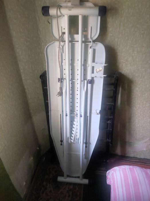 Продается гладильная доска.