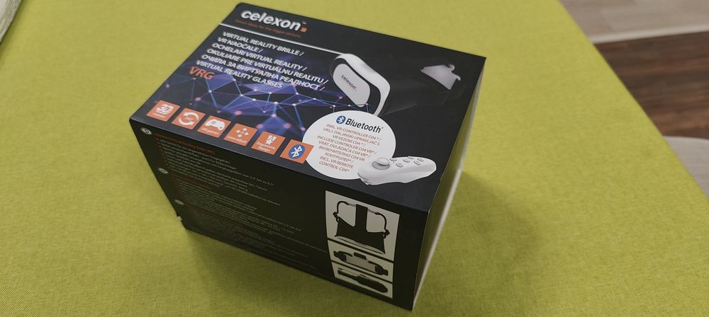 VR очила Celexon с дистанционно