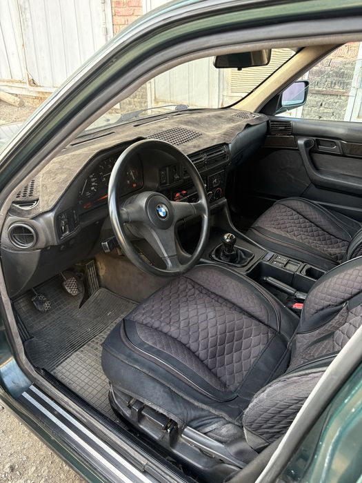 Продается BMW E34 525