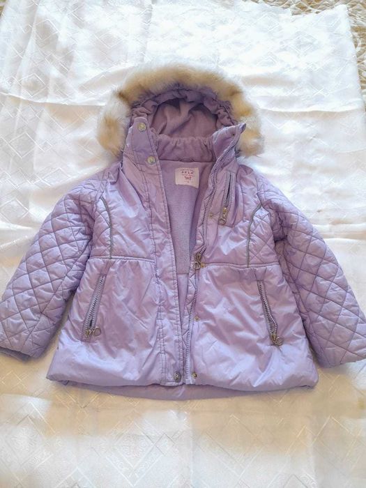 Продам зимние куртки на девочку