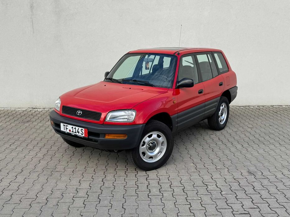 Toyota RAV 4 / 4x4 / 2.0 Benzina / Manuala / An 1997