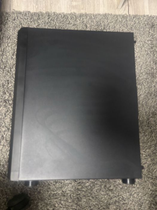 Pc asus folosit foarte putin