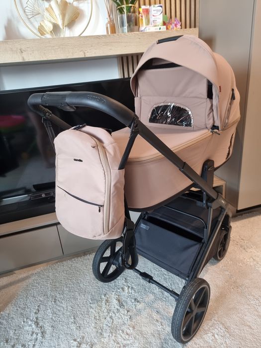 Бебешка количка Carrello Alfa 2025 Beige + ПОДАРЪК