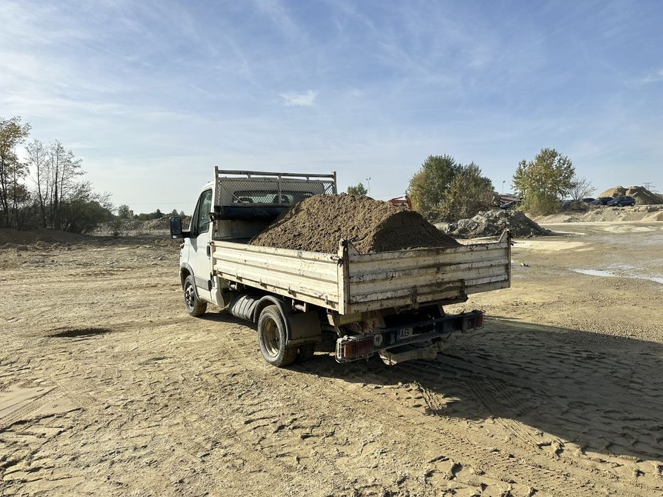 Vând agregate de balastieră piatra nisip pamant umplutura/curte chisai