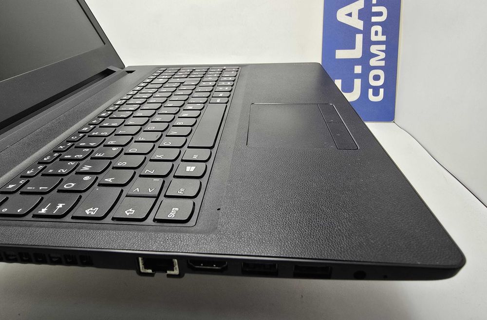 Lenovo IdeaPad 110-15ISK  i5 6200U/8GB/250SSD/AMD R5-M330-2GB