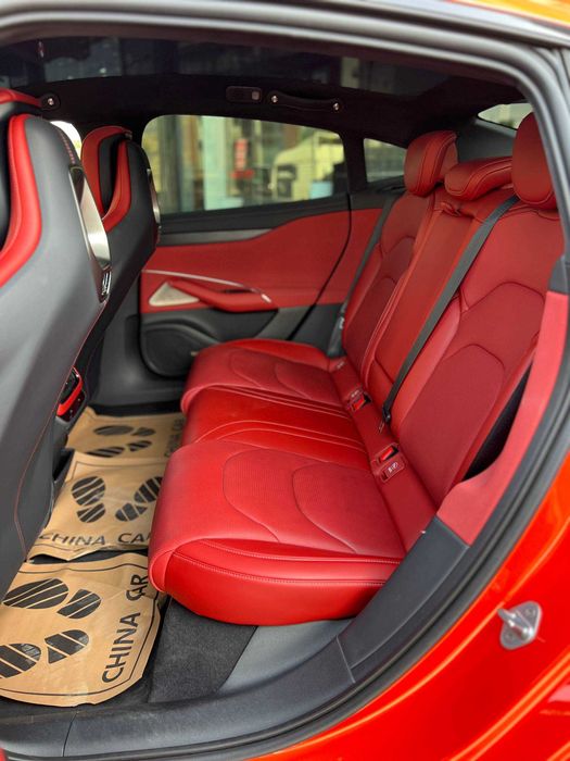 XIAOMI SU7 Max Eng arzon narxda