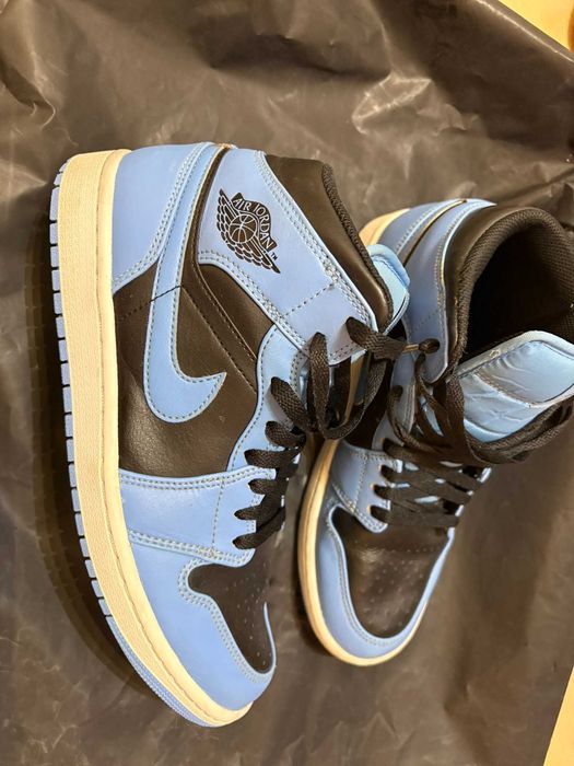 Маратонки Air Jordan 1 Mid University Blue Black