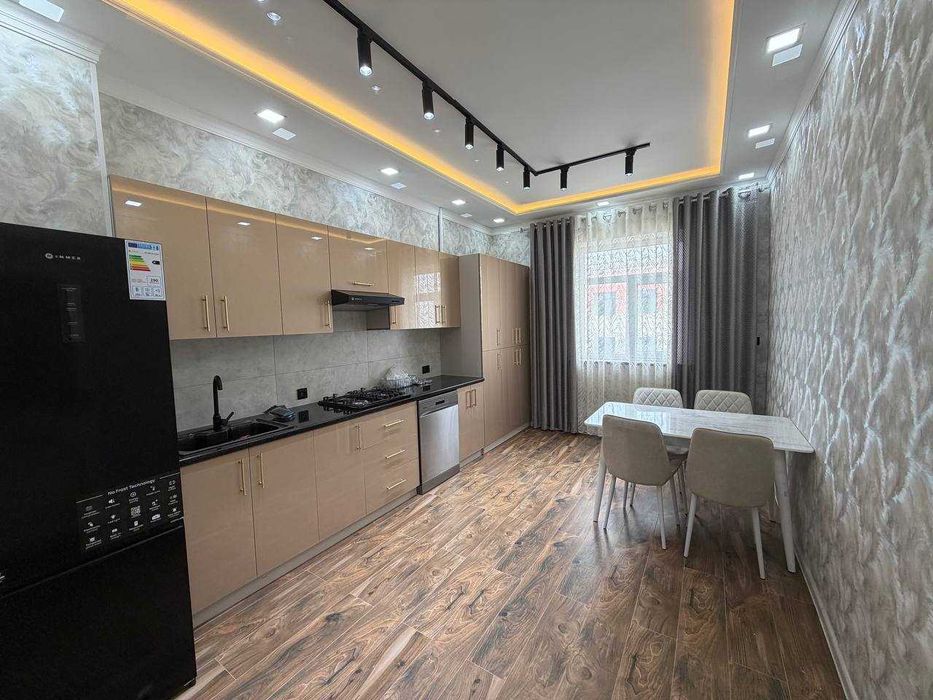 Продаётся 3х комн квартира на 7 этаже Ор-р Файзобод мечеть