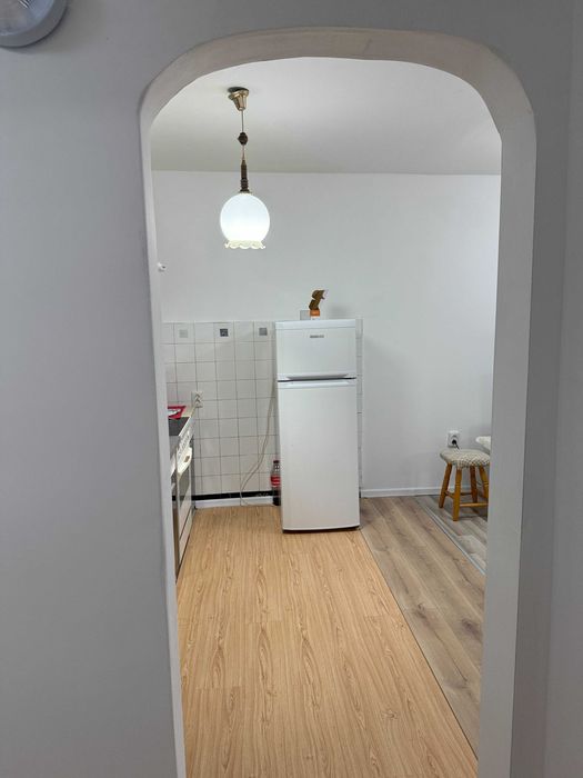 Дава се под наем Многостаен апартамент в Бургас, Възраждане - 108 кв.м за 578.34 € - Снимка #7