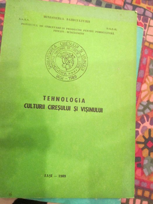 1989 carte Tehnologia culturii  ciresului si visinului