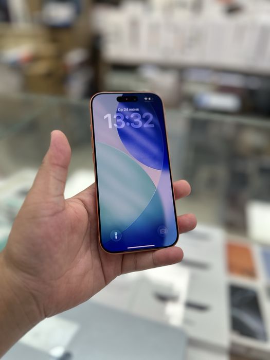 iPhone 17 Pro  256 Orange e/Sim б/у