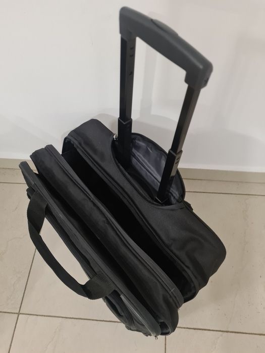 Samsonite куфар с отделение за лаптоп