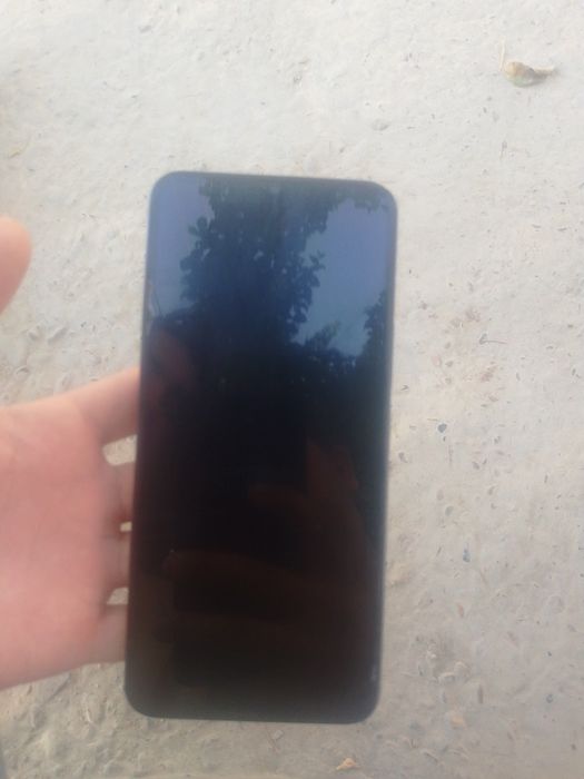 Telefon sotiladi