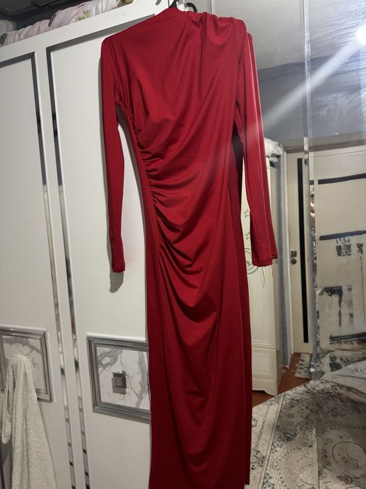 Вечерние платья размер 46 М