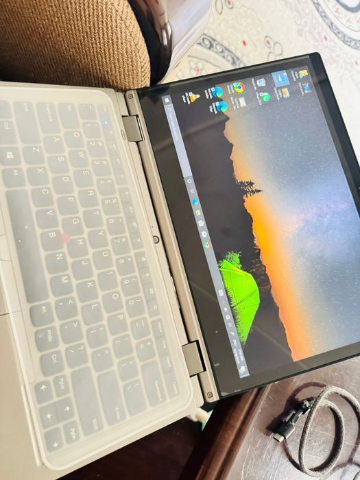 Lenovo Laptop M2 Chip Set Core I5 ​​8-avlod