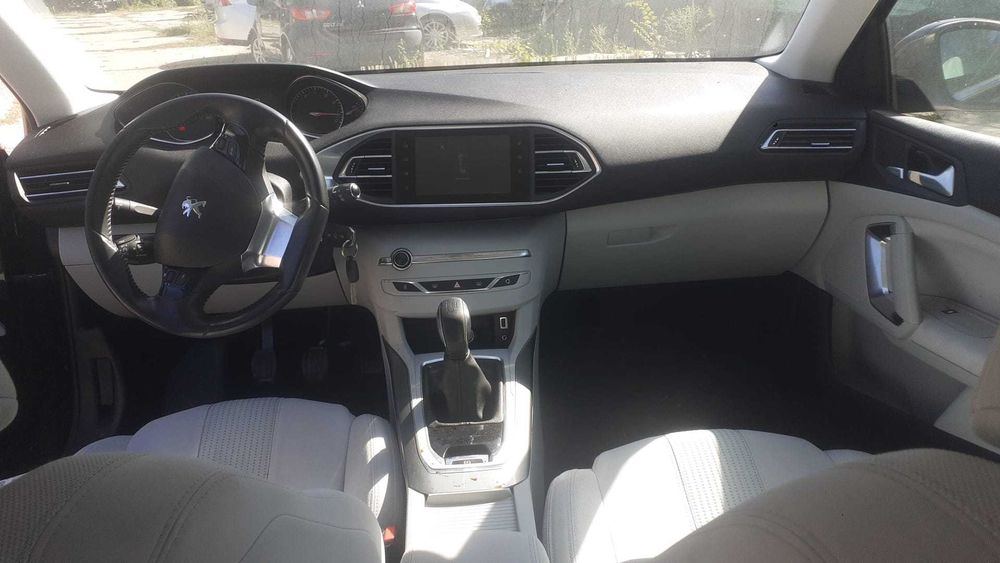 Motor  Peugeot 308 1.2 benzina tip HN01