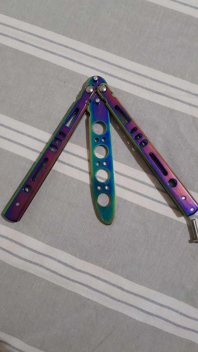 Ножче пеперудка.