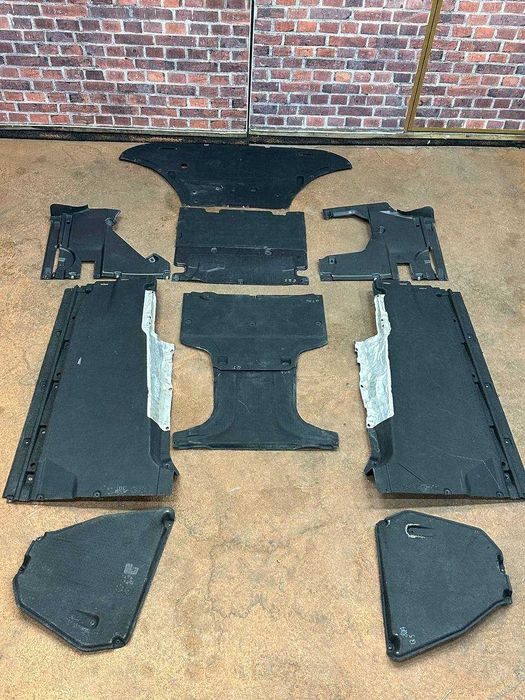 Set protecții inferioare AUDI Q5 80A