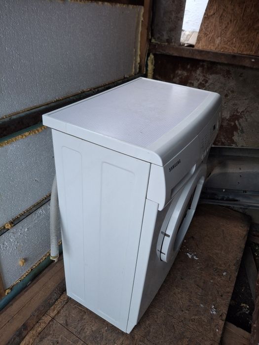 Стиральная машинка автомат