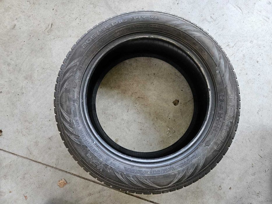 2 Anvelope IARNA 205.55.16 'Nokian' ; stare buna