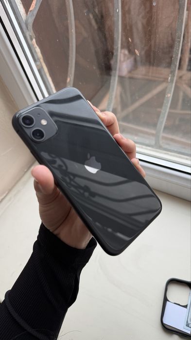 Продам Айфон 11 , 128 гб