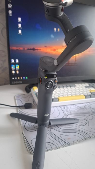 DJI osmo mobile 6