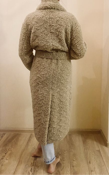 Продам шубу Zara