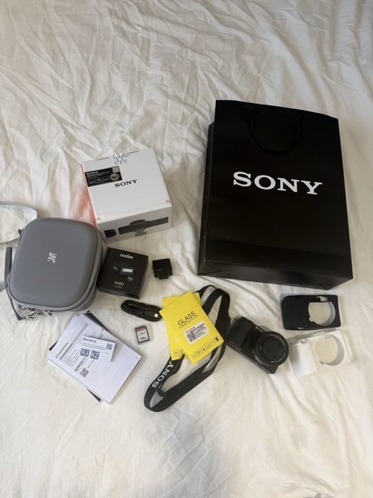 Sony ZV-E10 в отличном состоянии
