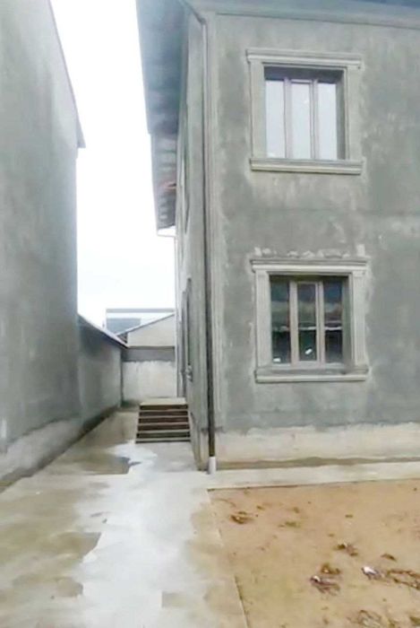 Элитный Коттеж Сотувда 6 хона  3.5 сотик  Дурмон Кибрай рн