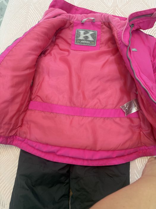 Продам детские куртки