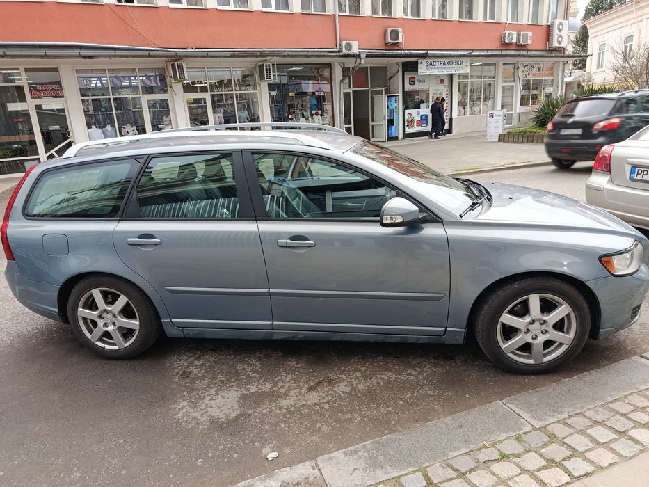 Volvo v50 2011 1.6d 115к.с