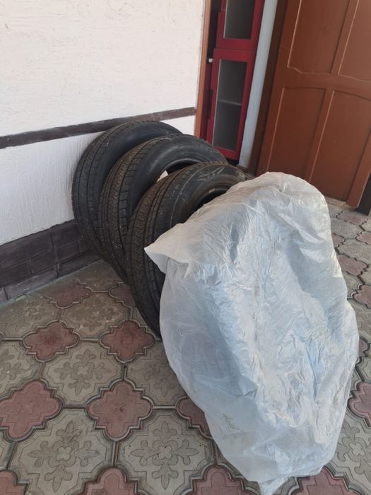 Зимние шины 255/55/19