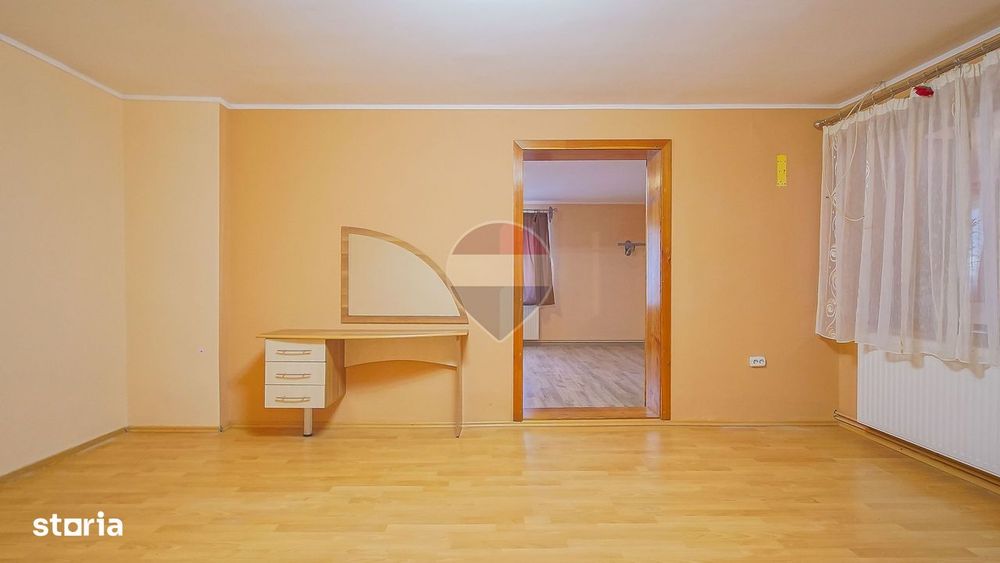 Comision 0 %! Casă de vânzare în Tărlungeni!