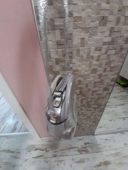 Сребриста чанта малка и раница