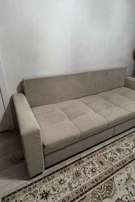 Продам диван 2.3м