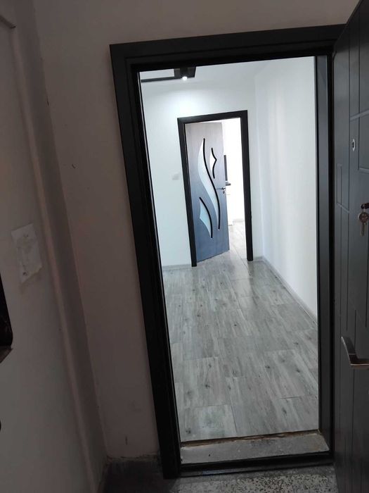 Дава се под наем Тристаен апартамент в София, Обеля 2 - 65 кв.м за 169520.43 € - Снимка #2