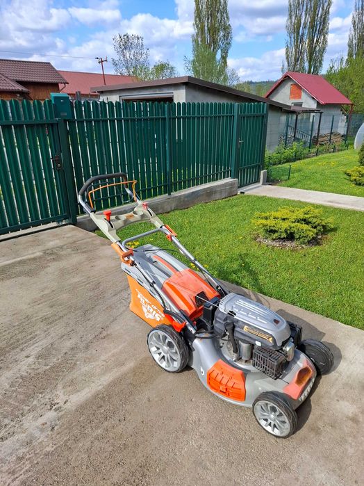 Masina de tuns gazon Ruris RX441S