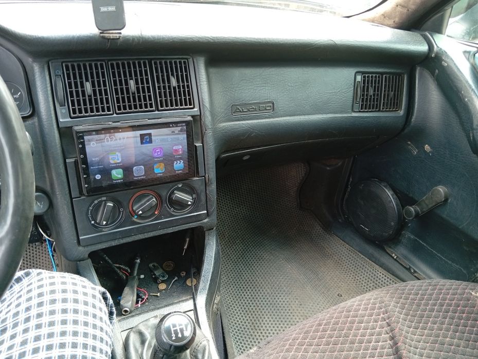 Продам Ауди 80 б4