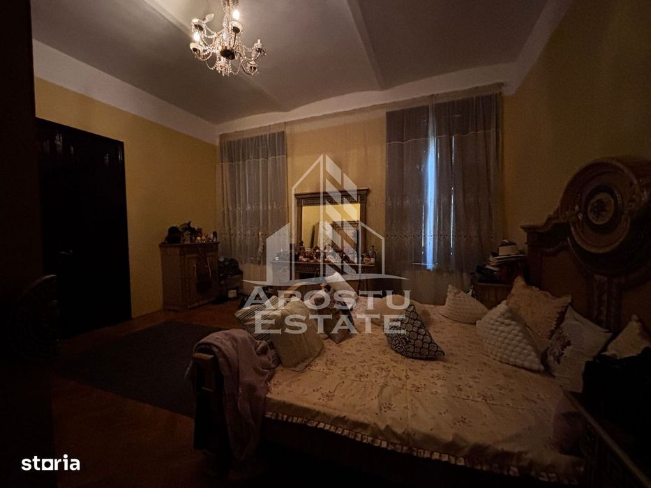 Apartament cu 5 camere de inchiriat, loc de parcare, Central,Timisoara