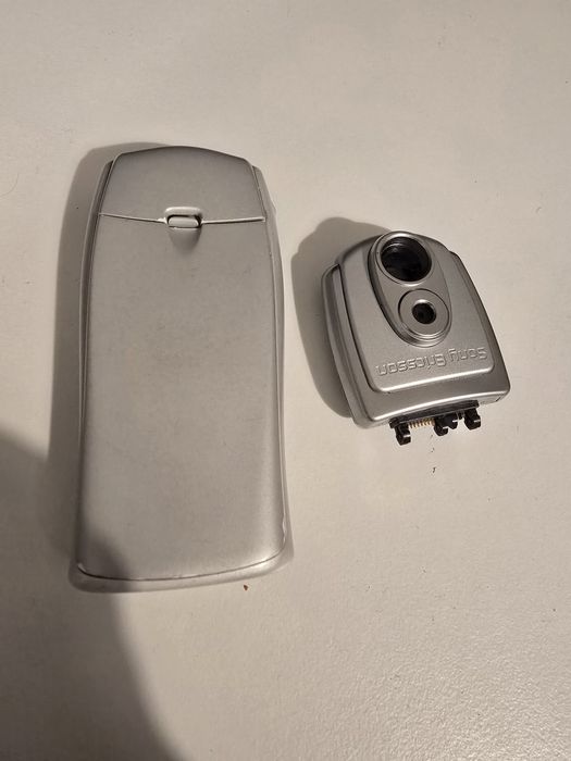 Sony Ericsson T68i +  Camera foto